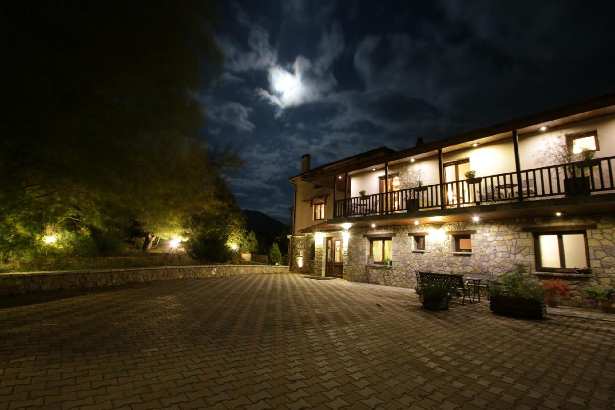 Boutique Hotel Skamnos Арахова Экстерьер фото